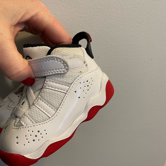 Nike Jordans Kids - Picture 2 of 3